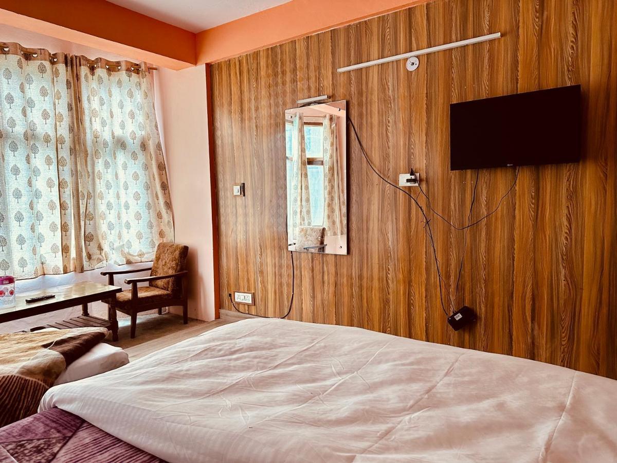 Hotel D Kanchan Manali المظهر الخارجي الصورة