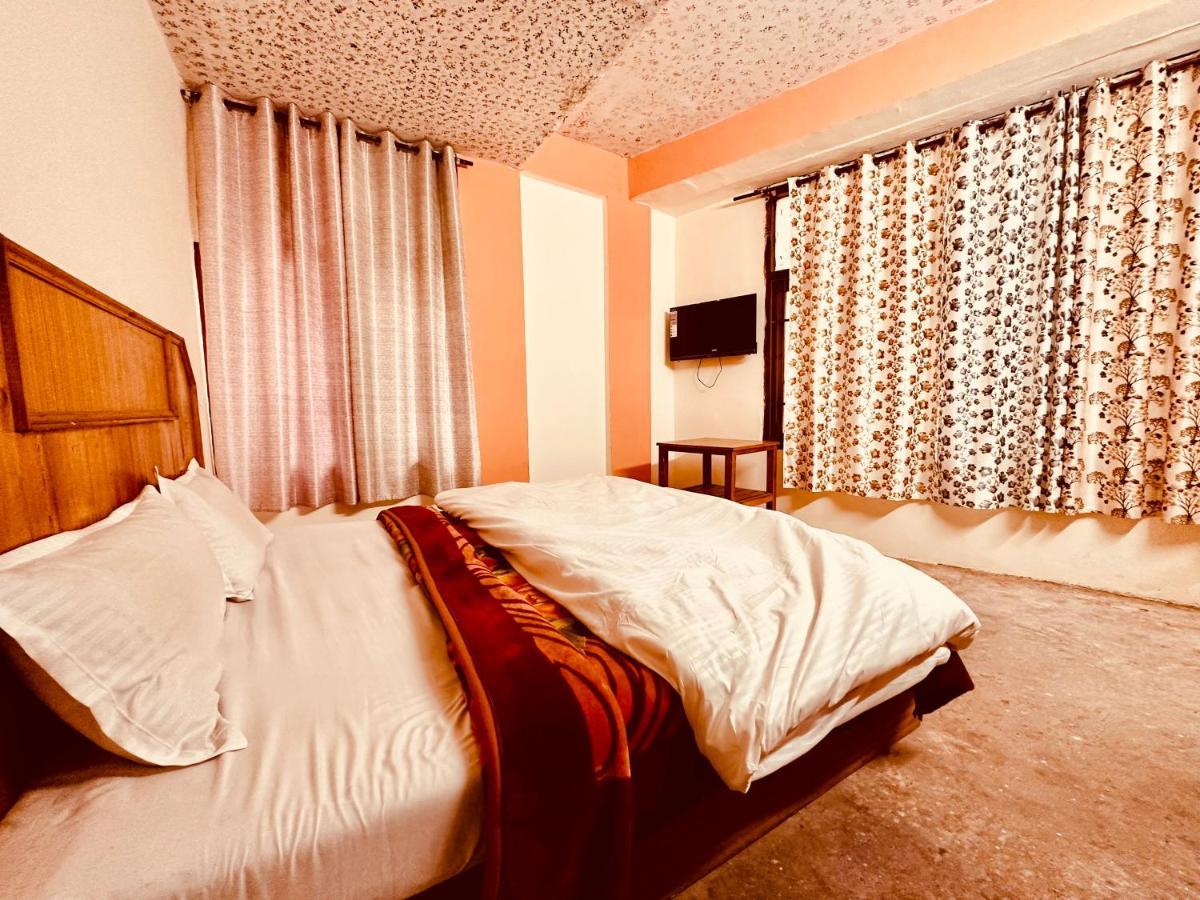 Hotel D Kanchan Manali المظهر الخارجي الصورة